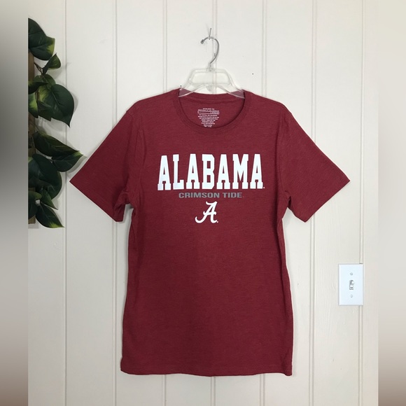 Alabama Crimson Tide Roll Tide Graphic Print Top T-shirt NWOT
Stretch Material - Picture 6 of 12